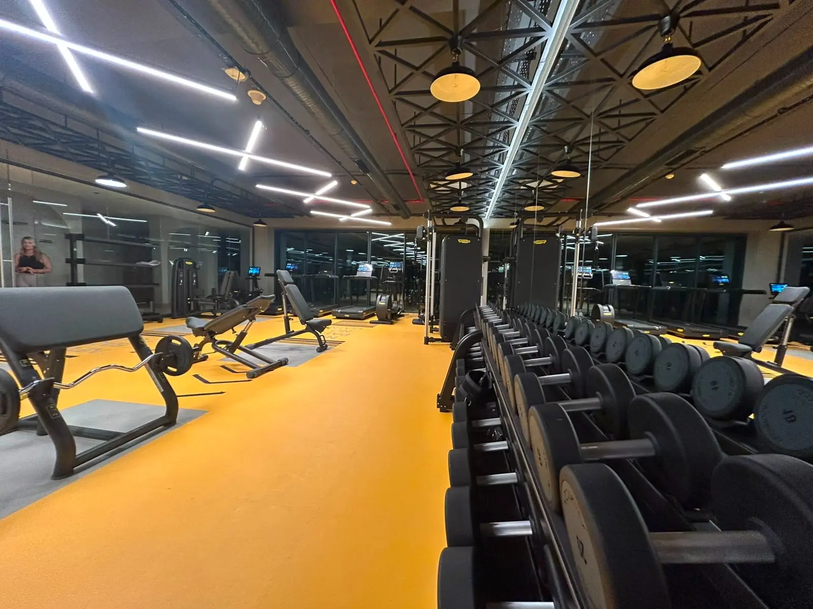 Complex gym